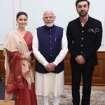 “Ranbir Kapoor’s Hilarious Encounter with PM Modi: ‘Personal Sawals’ and Laughter at the Raj Kapoor Film Festival Meeting”